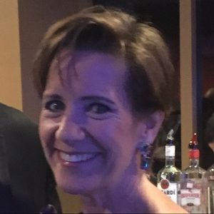 Meet your Posher, Gail